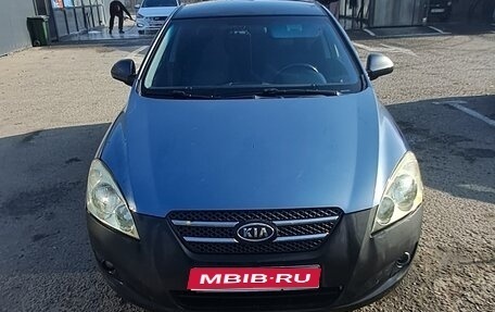 KIA cee'd I рестайлинг, 2008 год, 400 000 рублей, 1 фотография