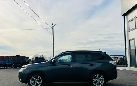 Mitsubishi Outlander III рестайлинг 3, 2013 год, 1 529 000 рублей, 3 фотография