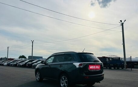 Mitsubishi Outlander III рестайлинг 3, 2013 год, 1 529 000 рублей, 4 фотография