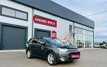 Mitsubishi Outlander III рестайлинг 3, 2013 год, 1 529 000 рублей, 8 фотография