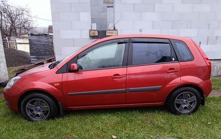 Ford Fiesta, 2006 год, 550 000 рублей, 3 фотография