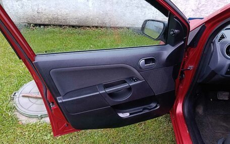 Ford Fiesta, 2006 год, 550 000 рублей, 21 фотография