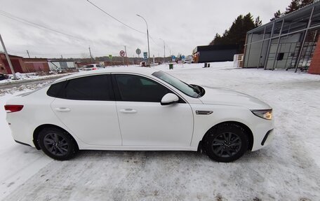 KIA Optima IV, 2018 год, 2 100 000 рублей, 4 фотография