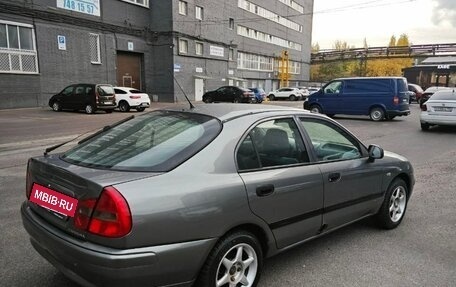 Mitsubishi Carisma I, 2003 год, 160 000 рублей, 2 фотография