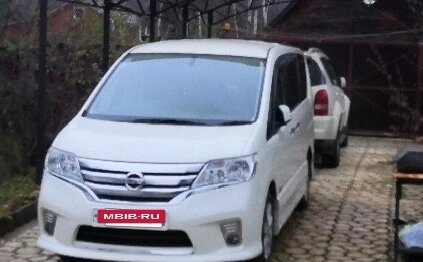 Nissan Serena IV, 2013 год, 1 400 000 рублей, 2 фотография