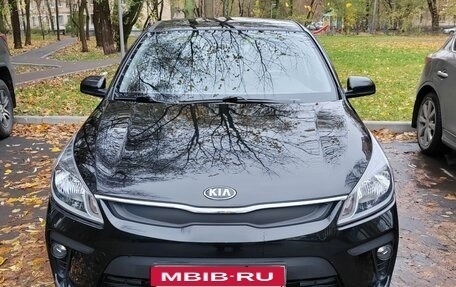 KIA Rio IV, 2018 год, 1 300 000 рублей, 1 фотография