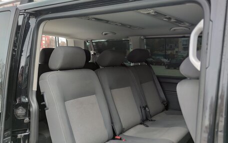 Volkswagen Caravelle T5, 2014 год, 2 060 000 рублей, 7 фотография