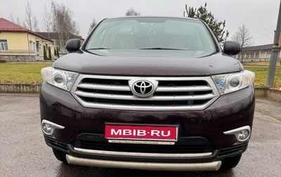 Toyota Highlander III, 2012 год, 2 250 000 рублей, 1 фотография
