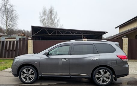 Nissan Pathfinder, 2016 год, 1 600 000 рублей, 1 фотография