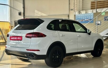 Porsche Cayenne III, 2015 год, 4 199 900 рублей, 4 фотография