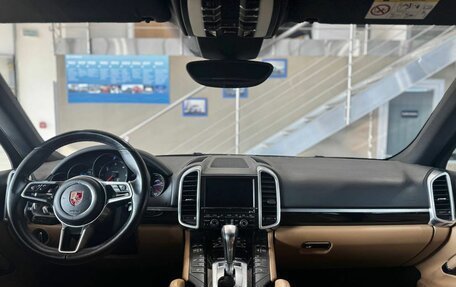 Porsche Cayenne III, 2015 год, 4 199 900 рублей, 10 фотография