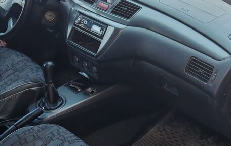 Mitsubishi Lancer IX, 2005 год, 200 000 рублей, 2 фотография