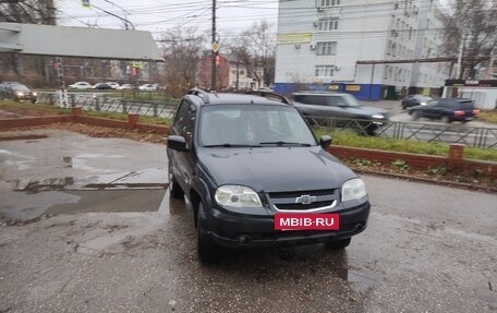 Chevrolet Niva I рестайлинг, 2013 год, 550 000 рублей, 2 фотография