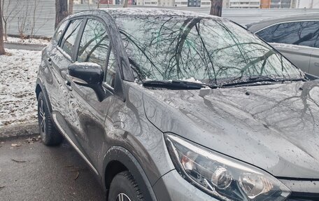 Renault Kaptur I рестайлинг, 2018 год, 1 630 000 рублей, 2 фотография