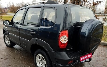 Chevrolet Niva I рестайлинг, 2012 год, 600 000 рублей, 5 фотография