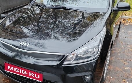 KIA Rio IV, 2018 год, 1 300 000 рублей, 4 фотография