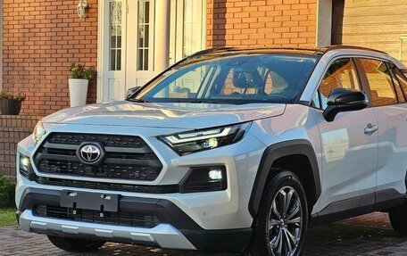 Toyota RAV4, 2025 год, 4 050 000 рублей, 2 фотография