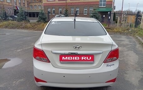 Hyundai Solaris II рестайлинг, 2015 год, 790 000 рублей, 3 фотография