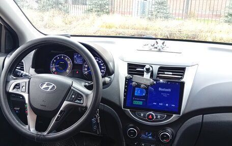 Hyundai Solaris II рестайлинг, 2015 год, 790 000 рублей, 8 фотография