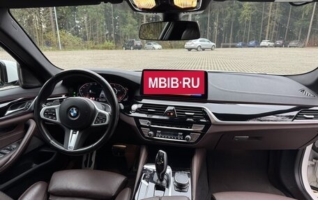 BMW 5 серия, 2022 год, 5 950 000 рублей, 16 фотография