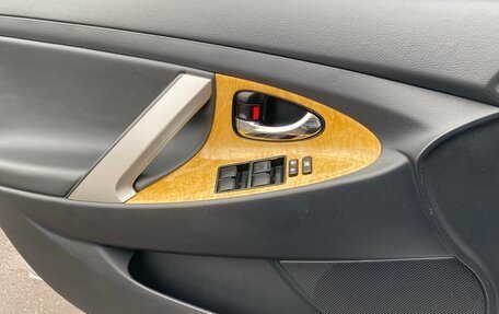 Toyota Camry, 2007 год, 1 600 000 рублей, 14 фотография