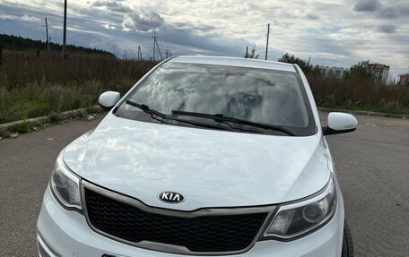 KIA Rio III рестайлинг, 2017 год, 1 000 000 рублей, 3 фотография