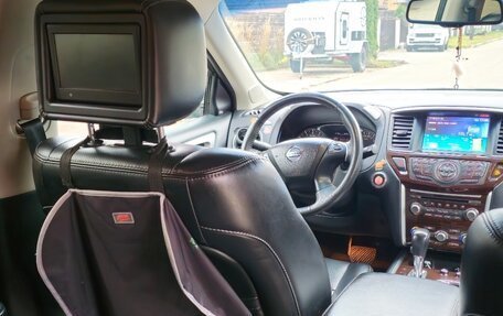 Nissan Pathfinder, 2016 год, 1 600 000 рублей, 8 фотография