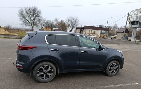 KIA Sportage IV рестайлинг, 2019 год, 2 300 000 рублей, 2 фотография