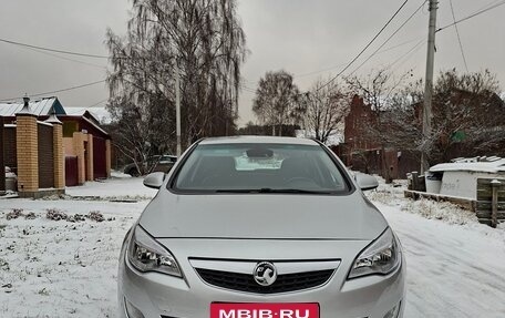 Opel Astra J, 2011 год, 760 000 рублей, 3 фотография