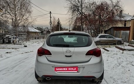 Opel Astra J, 2011 год, 760 000 рублей, 5 фотография