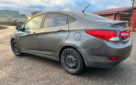 Hyundai Solaris II рестайлинг, 2011 год, 475 000 рублей, 6 фотография