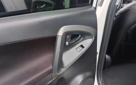 Toyota RAV4, 2012 год, 1 620 000 рублей, 19 фотография