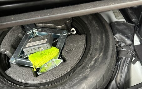 Toyota RAV4, 2019 год, 3 000 000 рублей, 9 фотография