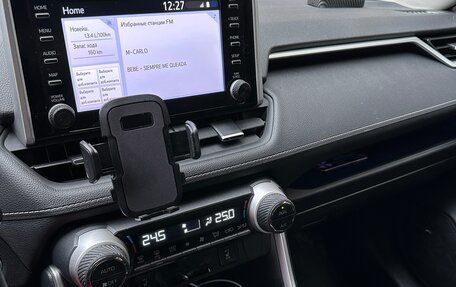 Toyota RAV4, 2019 год, 3 000 000 рублей, 24 фотография