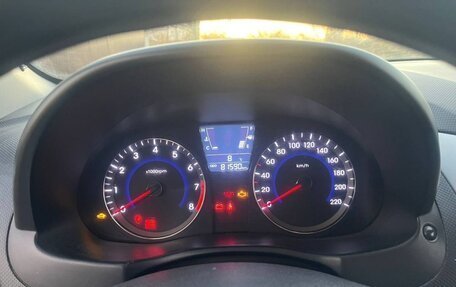 Hyundai Solaris II рестайлинг, 2013 год, 800 000 рублей, 6 фотография