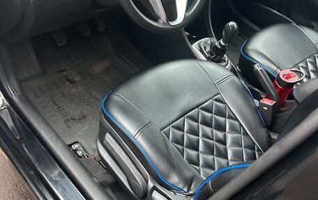 Hyundai Solaris II рестайлинг, 2011 год, 620 000 рублей, 5 фотография