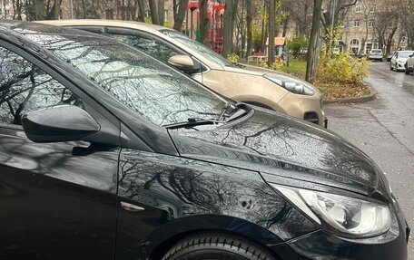 Hyundai Solaris II рестайлинг, 2011 год, 620 000 рублей, 19 фотография