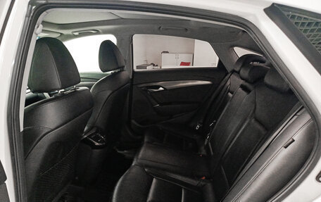 Hyundai i40 I рестайлинг, 2015 год, 2 292 000 рублей, 16 фотография