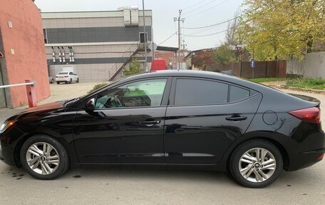 Hyundai Elantra VI рестайлинг, 2019 год, 1 670 000 рублей, 2 фотография