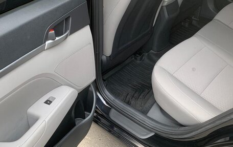 Hyundai Elantra VI рестайлинг, 2019 год, 1 670 000 рублей, 7 фотография