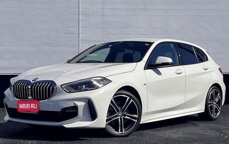 BMW 1 серия, 2019 год, 1 230 035 рублей, 1 фотография