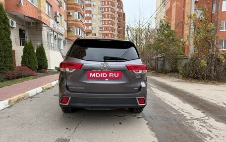 Toyota Highlander III, 2019 год, 3 450 000 рублей, 3 фотография