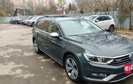 Volkswagen Passat B8 рестайлинг, 2019 год, 2 800 000 рублей, 6 фотография