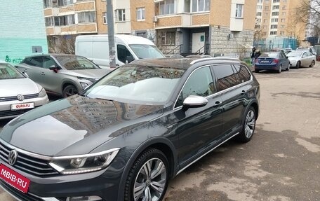 Volkswagen Passat B8 рестайлинг, 2019 год, 2 800 000 рублей, 2 фотография