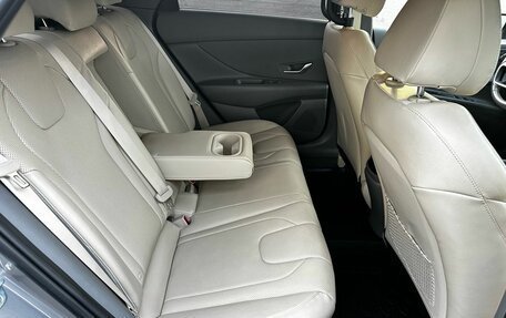 Hyundai Elantra, 2021 год, 2 300 000 рублей, 29 фотография