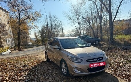 Hyundai Solaris II рестайлинг, 2011 год, 565 000 рублей, 14 фотография