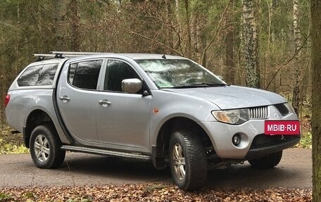 Mitsubishi L200 IV рестайлинг, 2007 год, 730 000 рублей, 8 фотография