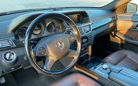 Mercedes-Benz E-Класс, 2012 год, 1 250 000 рублей, 6 фотография