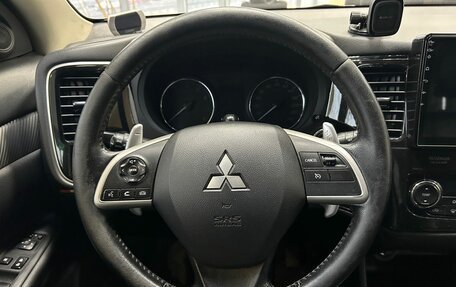 Mitsubishi Outlander III рестайлинг 3, 2013 год, 1 299 000 рублей, 14 фотография