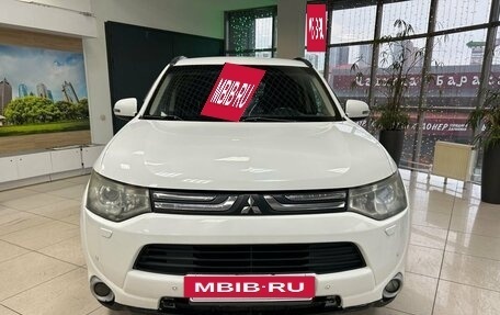 Mitsubishi Outlander III рестайлинг 3, 2013 год, 1 299 000 рублей, 2 фотография